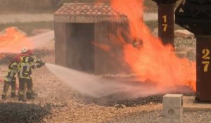 Incendies: dans le sud-est de la France, un centre de formation "unique au monde"