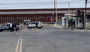 Mexique: scène à l'extérieur d'un bar où un incendie criminel a fait 11 morts