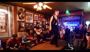 VIDÉO. Au Festival Interceltique de Lorient, on danse sur les tables au WestPort Inn