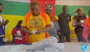 La Centrafrique approuve un projet constitutionnel ouvrant la voie à un nouveau mandat de Touadéra