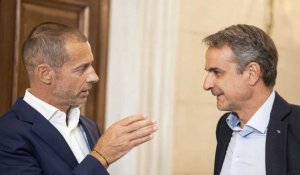 Après le meurtre d'un supporter grec, le président de l'UEFA dénonce un "cancer du football"