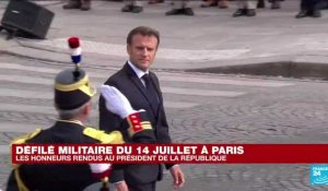 Défilé du 14-Juillet sur les Champs-Elysées: Emmanuel Macron passe en revue les troupes