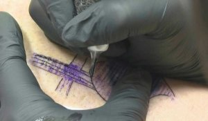 En Floride, des tatouages pour effacer le souvenir des proxénètes