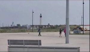 Ambiance à Calais lors du passage de la tempête Patricia 