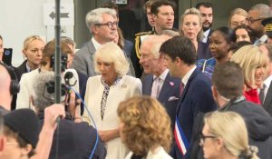 Charles III, la reine Camilla et le couple Macron visitent le Village Rugby