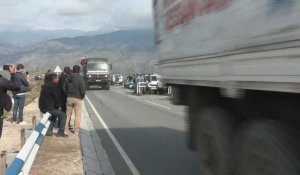 Un convoi russe se rend d'Arménie au Nagorny Karabakh par le corridor de Latchine