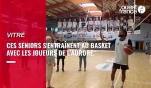 VIDÉO. À Vitré, ces seniors s’entraînent au basket avec les joueurs de l’Aurore