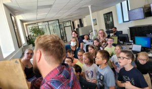 Des élèves d'écoles de Calais ont participé à l'inauguration des locaux de Nord Littoral 