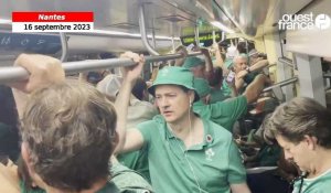 VIDÉO. Après la victoire de l'Irlande, des tramways bondés et chantants 