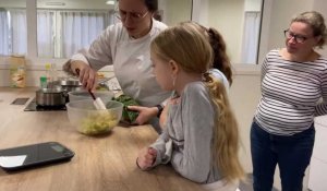 Arras : au coeur d'un atelier cuisine dans les nouveaux locaux du centre-social Brassens