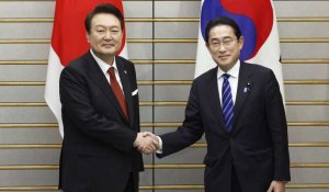 Les dirigeants sud-coréen et japonais réunis en sommet à Tokyo pour concrétiser leur rapprochement