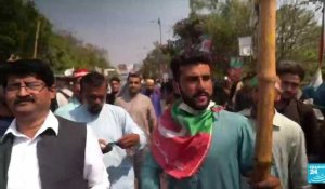 Pakistan : les militants pro-Imran Khan toujours mobilisés