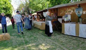 Compiègne. Marché médiéval des fêtes de Jeanne d'Arc au parc Songeons