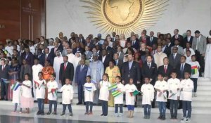 Photo de famille des dirigeants africains pour le 60e anniversaire de l'UA