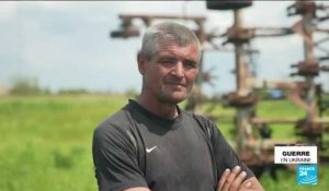Ukraine : des agriculteurs continuent de travailler au péril de leur vie