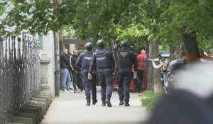 Serbie: policiers et ambulances près du lieu d'une fusillade meurtrière dans une école de Belgrade