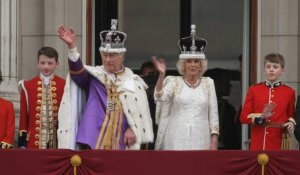 La famille royale au balcon de Buckingham Palace après le couronnement de Charles III