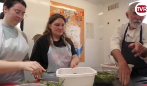 VIDÉO. Des ateliers cuisine pour apprendre aux étudiants à mieux manger