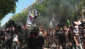 Paris: des milliers de manifestants rendent hommage à Clément Méric