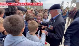 VIDÉO. 79e D-Day : Les vétérans à la rencontre des enfants au Mémorial britannique de Ver-sur-Mer