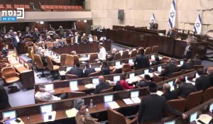 Israël: le Parlement adopte une loi limitant les cas de destitution du PM