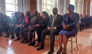Gabon: rassemblement des invités au palais présidentiel avant le serment du général Oligui