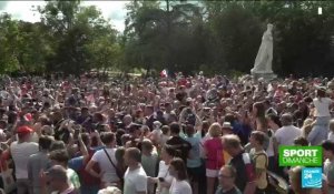 XV de France : à Rueil-Malmaison, des milliers de supporters pour encourager les Bleus