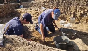 À Lillebonne, le chantier de fouilles archéologiques s'achève : des centaines d'objets découverts