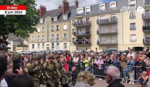 VIDÉO. 80 ans du Déarquement : la Carentan Liberty March arrive sous les applaudissements du public 