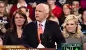 John McCain aux Américains : 'Mes co-prisonniers'