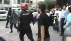 Iran : une vidéo des violences policières
