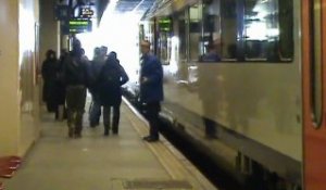 Actu24 - Voyageurs piégés à la gare de Namur