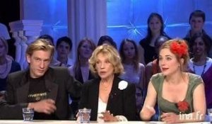 Jeanne Moreau, Julie et Guillaume Depardieu "Magnéto Serge"