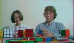 Qui est l'inventeur du Rubik's Cube ? - Archive INA