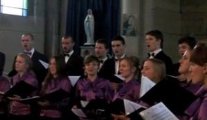 Louvroil : chants polonais à l'église