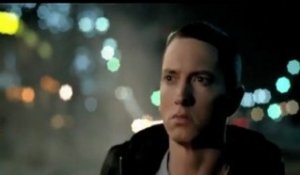 Eminem & Detroit: fighting back ! / Chrysler Superbowl 2011