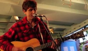 Woolly Leaves Performs "Never Ending Song About Nothing" on Exclaim! TV