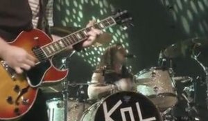 Kings of Leon - Molly's Chambers (live)