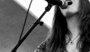 Jenny Owen Youngs - Dissolve (live)