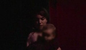 Natalie Portman apparaît avec son bébé