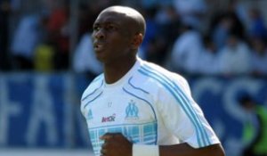 Revue : "Mbia, il bonifie l'équipe !"