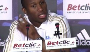 Fanni et Deschamps sur Ryan Mendes