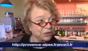 Marseille Eva Joly en campagne "pisse-froid et casse couilles"