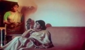 Pakalil oru iravu - Sridevi First Night