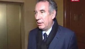 François Bayrou compte ses voix au Sénat