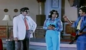 Annai Oru Aalayam - Rajni And Heroine Comedy