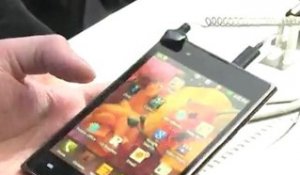 MWC 2012 - LG Optimus VU