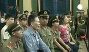 Vietnam: trois blogueurs condamnés à de lourdes peines...