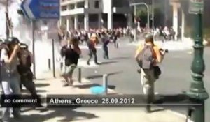 Violents affrontements  en Athènes en... - no comment