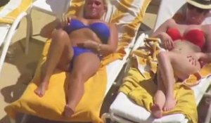 Billie Faiers en bikini à Las Vegas